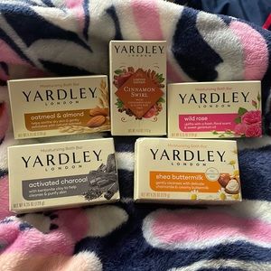 Yardley London moisturizing bath soap bar x5